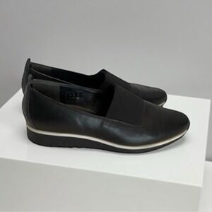 Hogl Australian brand black leather slip on grip sole comfort shoe size 10